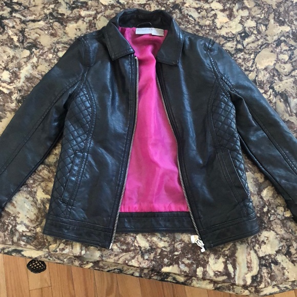 Size 5T Amy Coe faux leather jacket for girls - Picture 1 of 2
